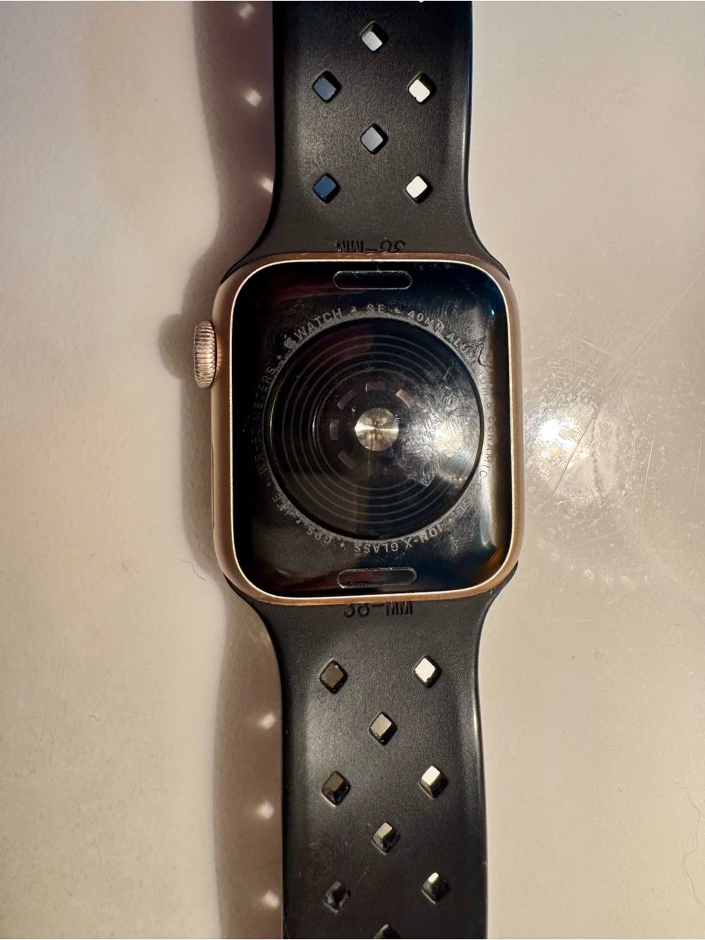 APPLE WATCH SE - 1st Generation